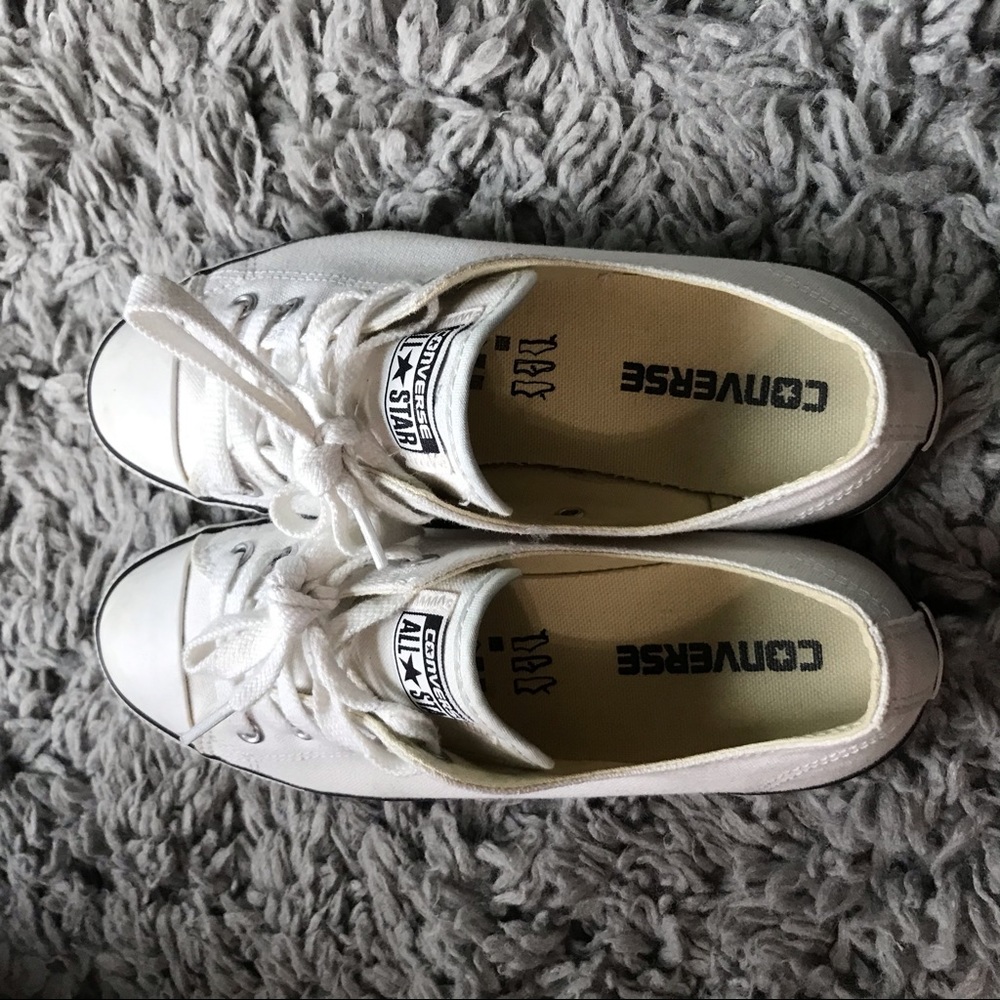 white converse low top